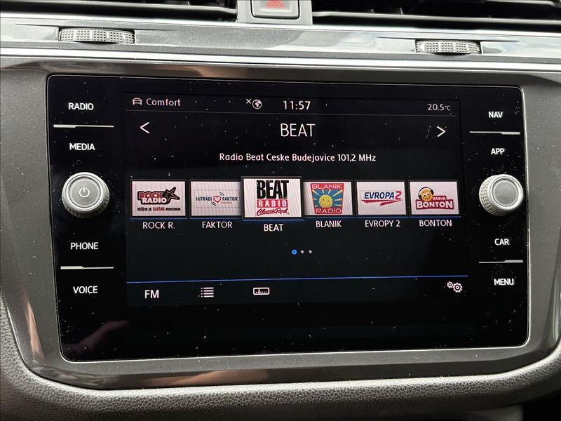 Volkswagen Tiguan Allspace 2,0 TDi140kW,4M,Pano,Led,Highl - fotka 15 z 48