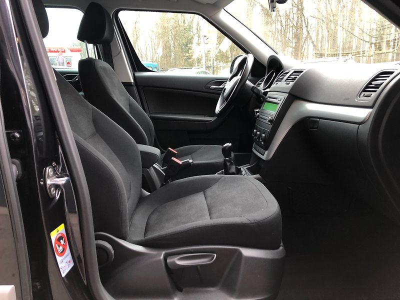 Škoda Yeti (2014) 2.0 TDi, 4x4 - fotka 15 z 23
