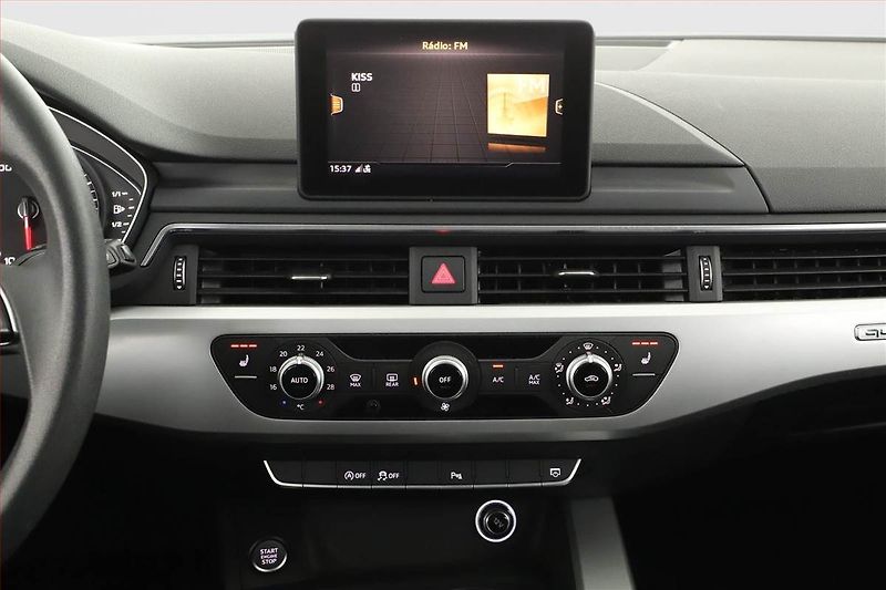 Audi A4 (2018) 2.0 TDI, 4X4, Navi, Bi-Xenony - fotka 9 z 20