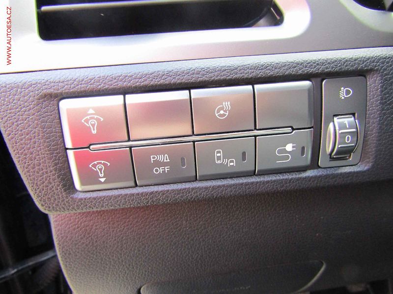 SsangYong Korando (2025) 1.5 T-GDI, ČR, STK1/29 - fotka 18 z 19