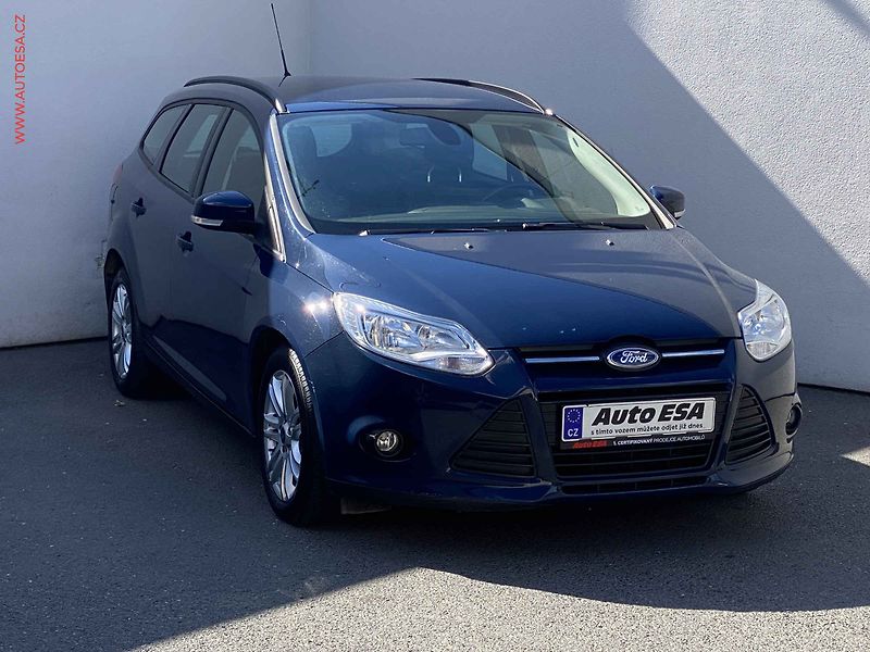 Ford Focus (2013) 1.6 TDCI, ČR, servis.kniha - fotka 1 z 16