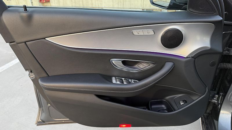 Mercedes-Benz Třídy E (2017) 220 d Kombi W213, serviska - fotka 14 z 18