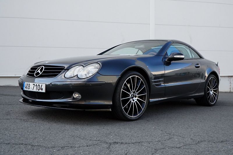 Mercedes-Benz SL 500 V8 - fotka 3 z 36