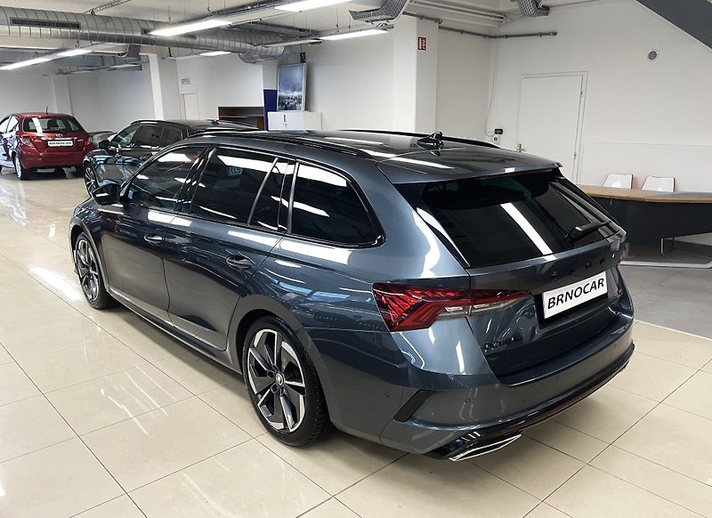 Škoda Octavia RS, 147 kW, DSG,HEAD-UP,CANTON - fotka 4 z 39