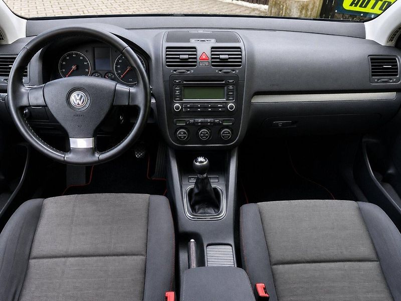Volkswagen Golf 1,4 16V (55kW)*DIGI KLIMA* - fotka 8 z 15