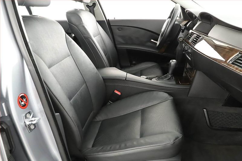 Renault Grand Scénic (2012) 1.5 dCi, 7 míst, Navi - fotka 9 z 17