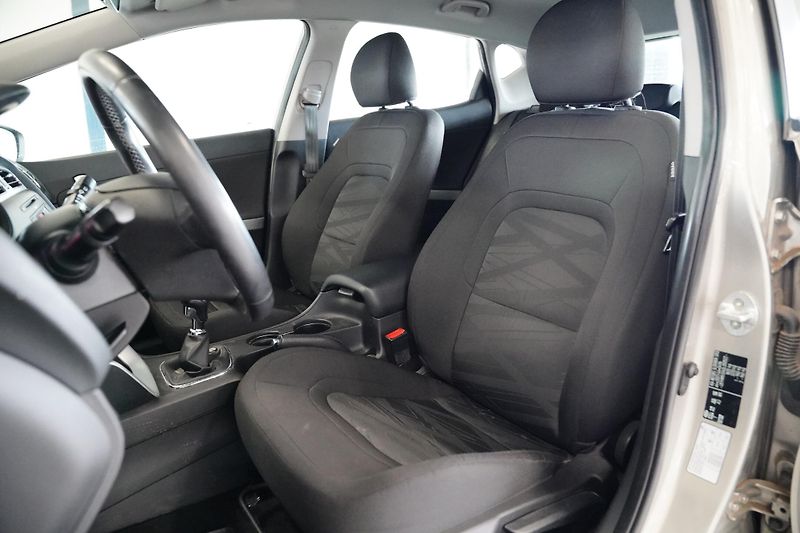 Kia Ceed - fotka 11 z 22