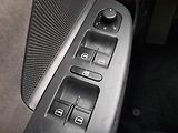 Volkswagen Golf (2007) 1.6, po STK, udržované - náhled 17