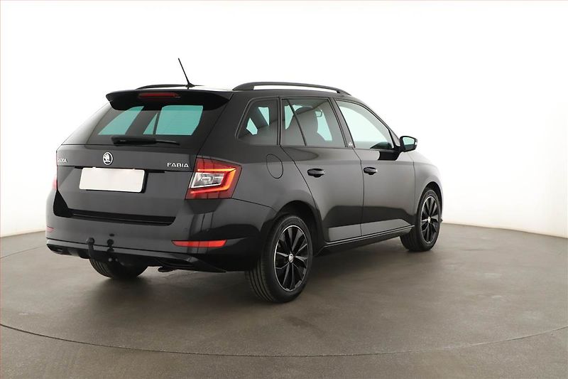 Škoda Fabia (2019) Monte Carlo 1.0 TSI - fotka 5 z 17