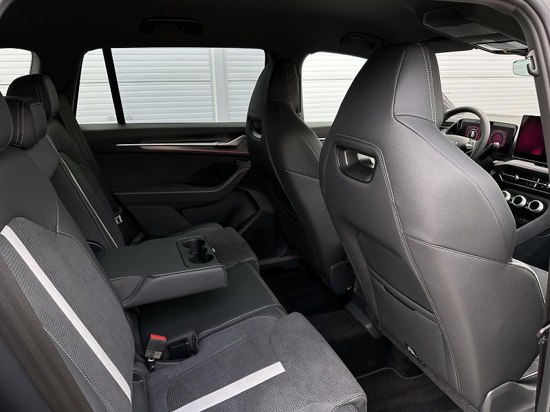 Škoda Kodiaq 2.0TDi 4x4 DSG Sportline 193PS - fotka 45 z 51