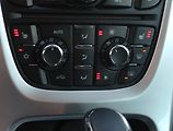 Opel Astra (2011) 1.4 T, Automat, Navi, Xenony - náhled 16