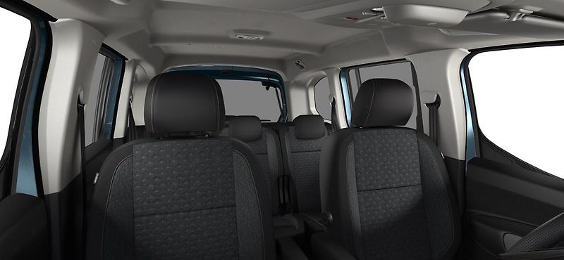 Peugeot Rifter (2026) LONG GT BlueHDi 130 S&S EAT8 - fotka 6 z 8