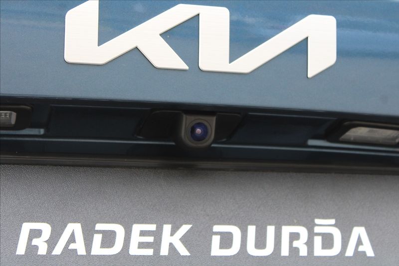 Kia Sorento 1,6 HEV  ČR,4x4,A/T,DPH,TOP - fotka 41 z 49