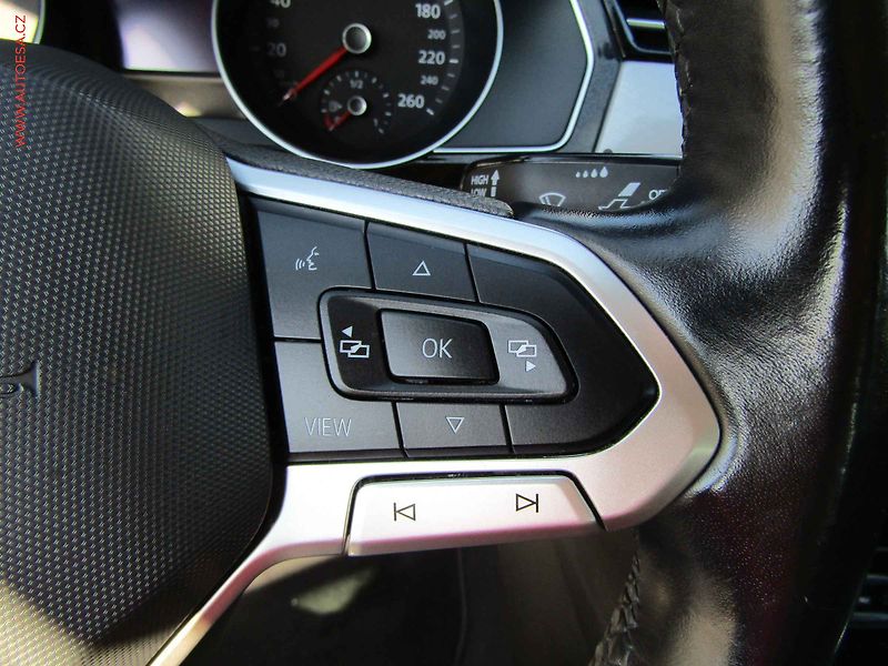 Volkswagen Passat (2020) 1.5 TSi, ČR, LED, park.čidla - fotka 14 z 20