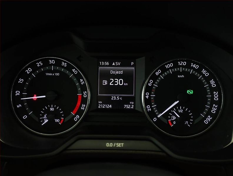 Škoda Octavia (2014) Scout 2.0 TDI, 4X4, Automat - fotka 9 z 21