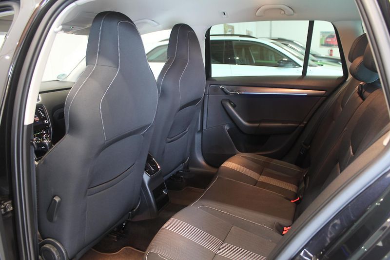 Škoda Octavia (2017) 1.4TSI DSG 110kW STYLE LED  - fotka 19 z 38