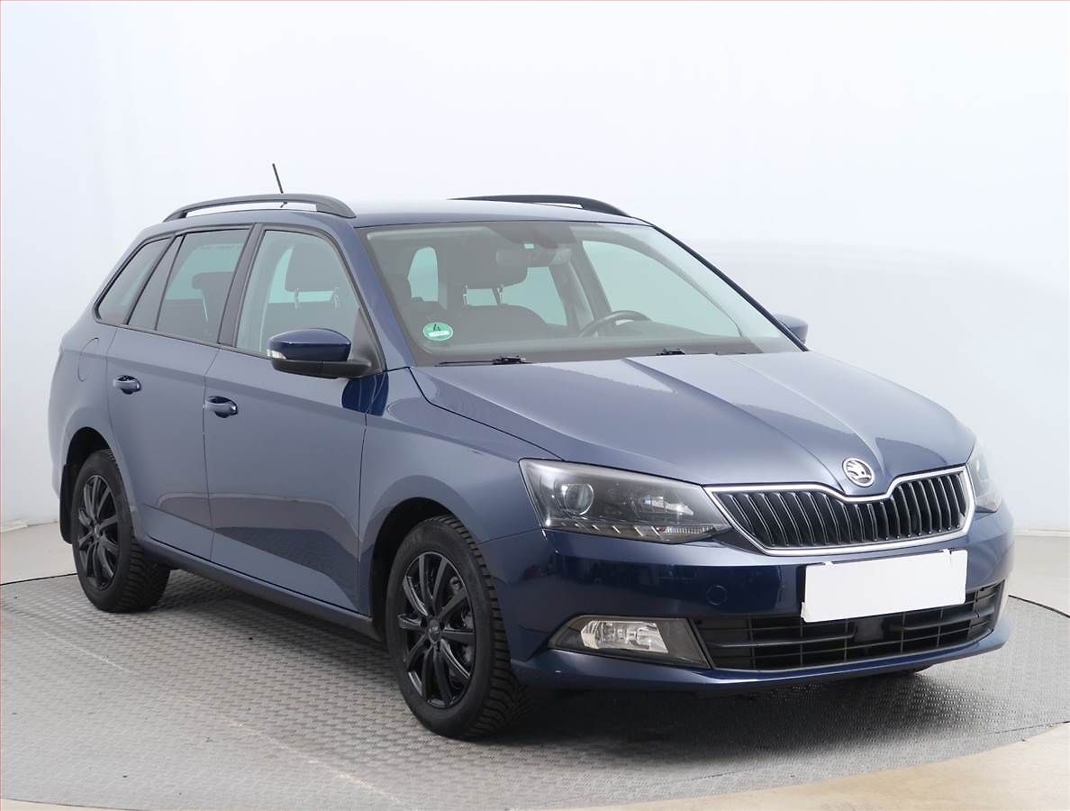 Škoda Fabia 1.2 TSI, ČR,1.maj, Serv.kniha
