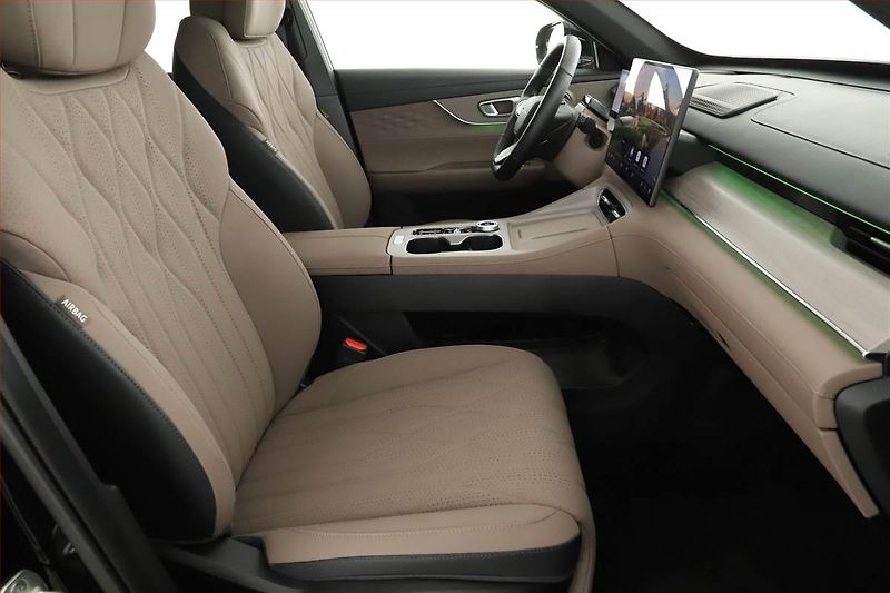 Chery Tiggo 8 (2026) 1.6 TGDI, UNIQUE, Ad. tempomat - fotka 7 z 20