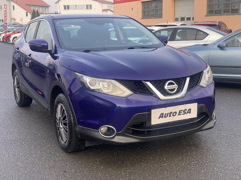 Nissan Qashqai (2015) 1.2i, ČR, Navi, AC - fotografie inzerátu