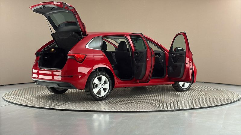 Škoda Scala 1.0 TSI DSG Style - fotka 6 z 25