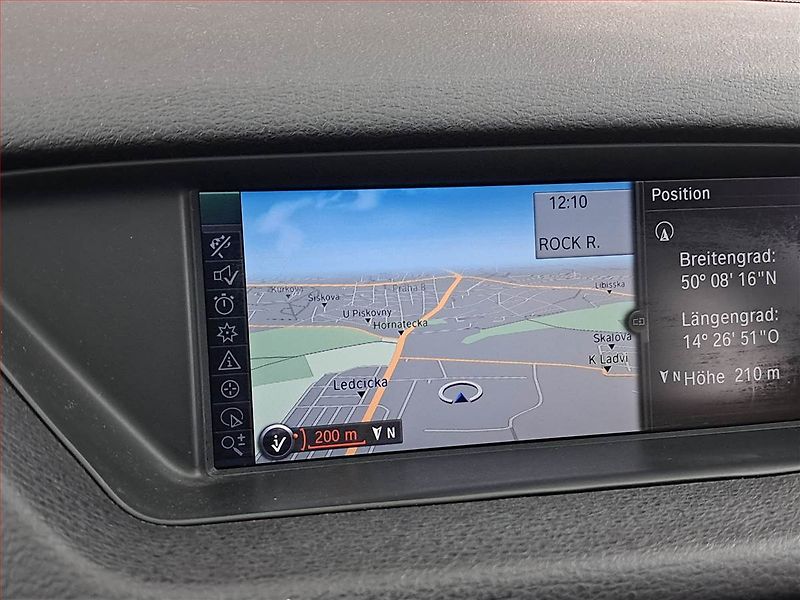 BMW X1 (2012) xDrive23d, 4X4, Automat, Navi - fotka 13 z 20