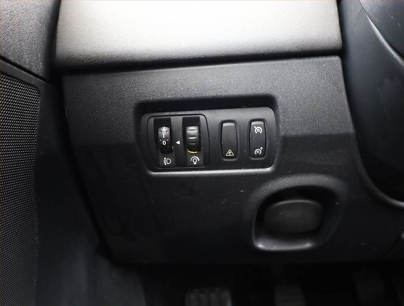 Renault Mégane (2008) 1.6 16V, Klima, levný provoz - fotka 15 z 16