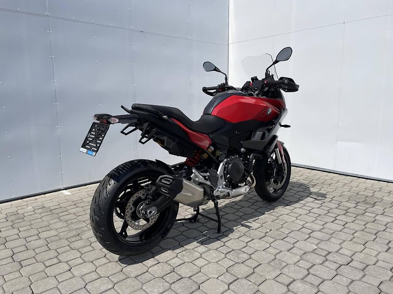BMW (2026) F 900 XR - fotka 3 z 12