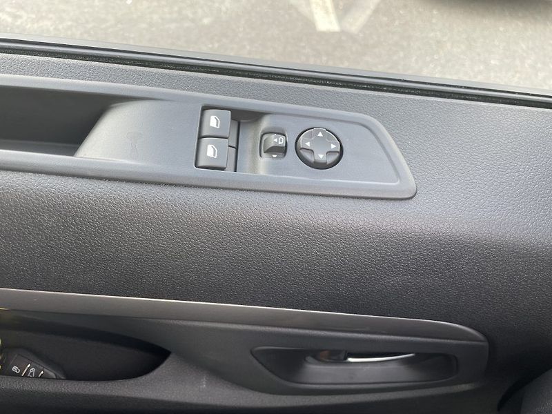 Toyota ProAce Verso 2.2D 6MT 150k ODBĚR IHNED - fotka 28 z 31