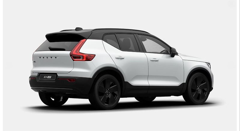 Volvo EX40 (2026) TWIN BLACK ULTRA  - fotka 5 z 13