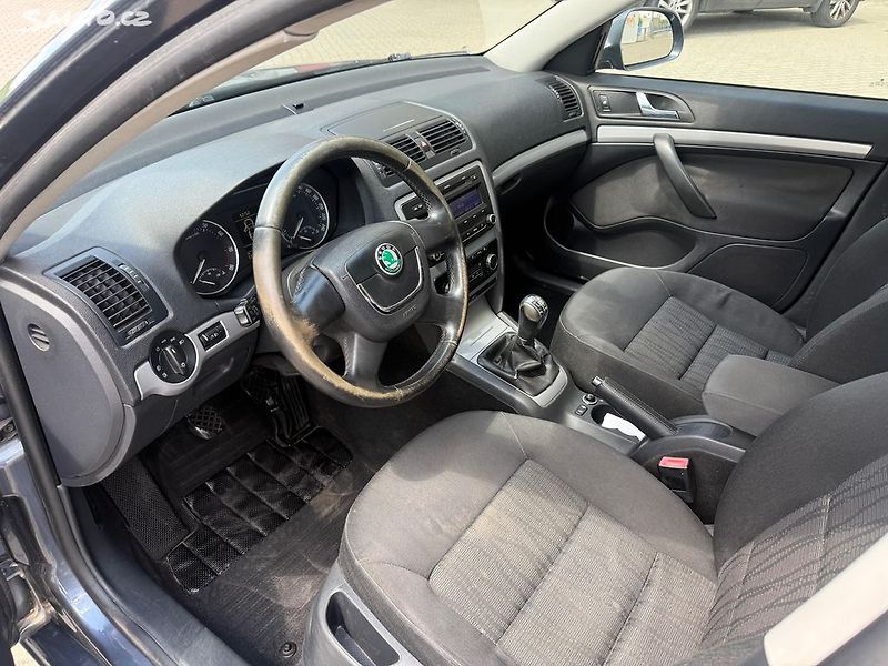Škoda Octavia (2009) 1.8TSI, 118kw Tažné 1.3T - fotka 15 z 20