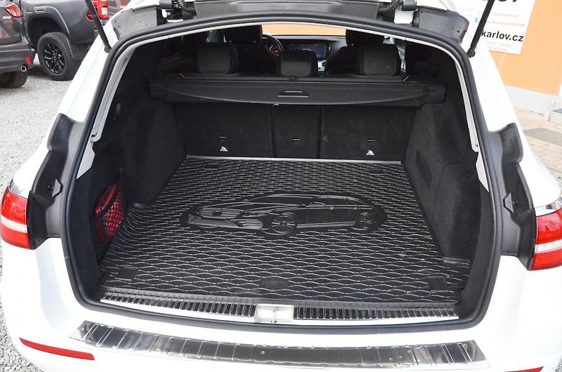 Mercedes-Benz Třídy E (2019) E 220d // REZERVOVÁNO // - fotka 13 z 46