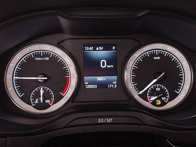 Škoda Karoq (2019) Style Plus 2.0 TDI - fotka 11 z 19