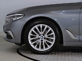 BMW Řada 5 (2017) Luxury Line 520d xDrive, 4X4 - náhled 15