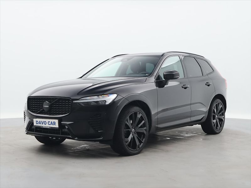 Volvo XC60 2,0 B5 AWD Plus Black Ed. AT - fotka 3 z 31