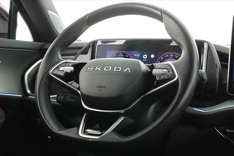 Škoda Kodiaq (2025) 2.0 TDI, Sportline, Navigace - fotka 27 z 27