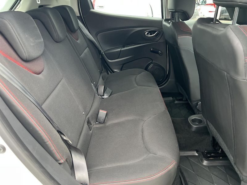 Renault Clio 1.2i 16v NAVI KLIMA PŮVOD ČR - fotka 28 z 39
