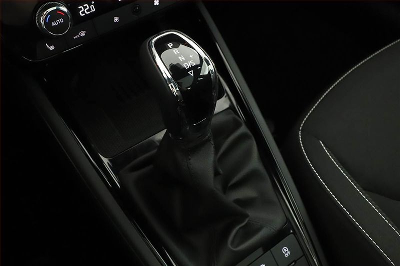 Škoda Kamiq (2026) 1.5 TSI, MONTE CARLO, AUTOMAT - fotka 13 z 20