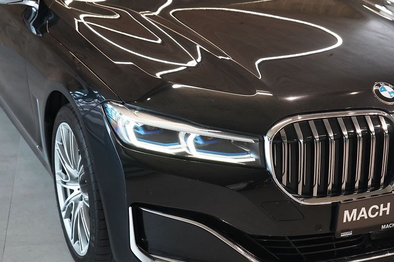 BMW Řada 7 740d xDrive, Nezávislé,HUD,PPF - fotka 5 z 47