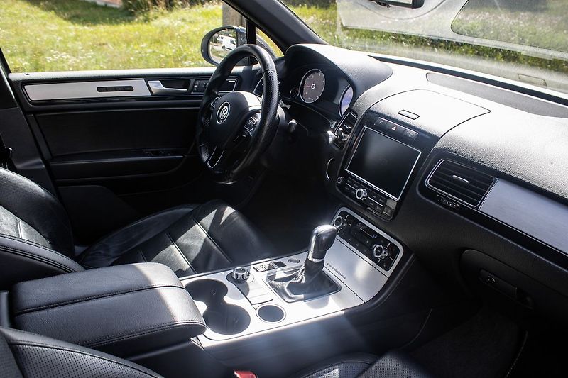 Volkswagen Touareg - fotka 27 z 40