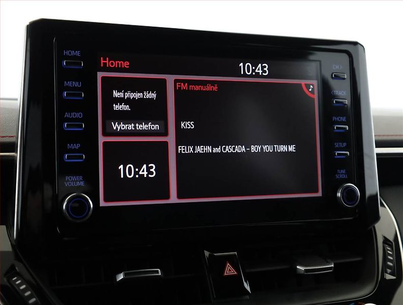 Toyota Corolla (2020) 1.8 Hybrid - fotka 14 z 17