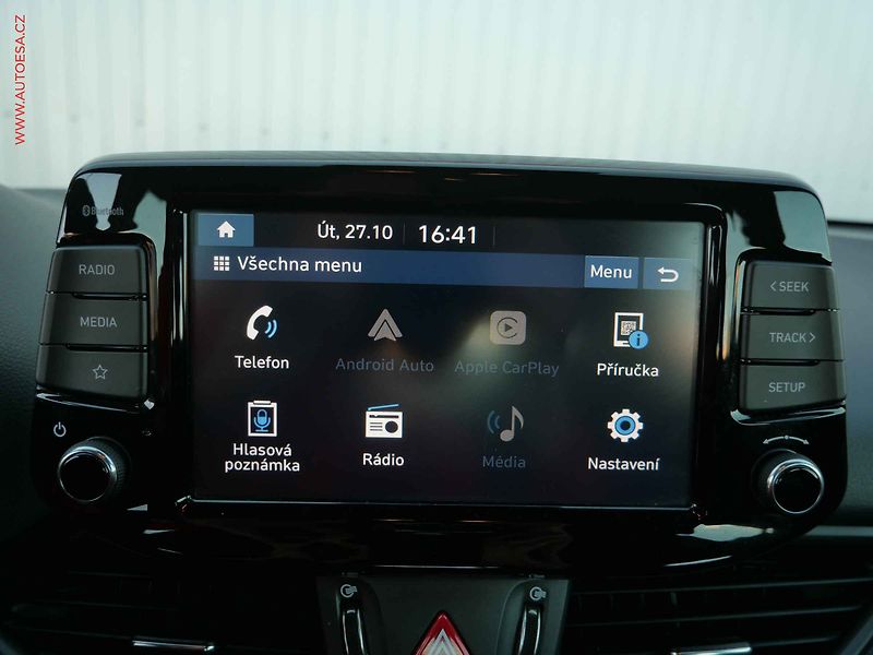 Hyundai i30 (2022) 1.0 T-GDi, ČR, Comfort - fotka 19 z 21