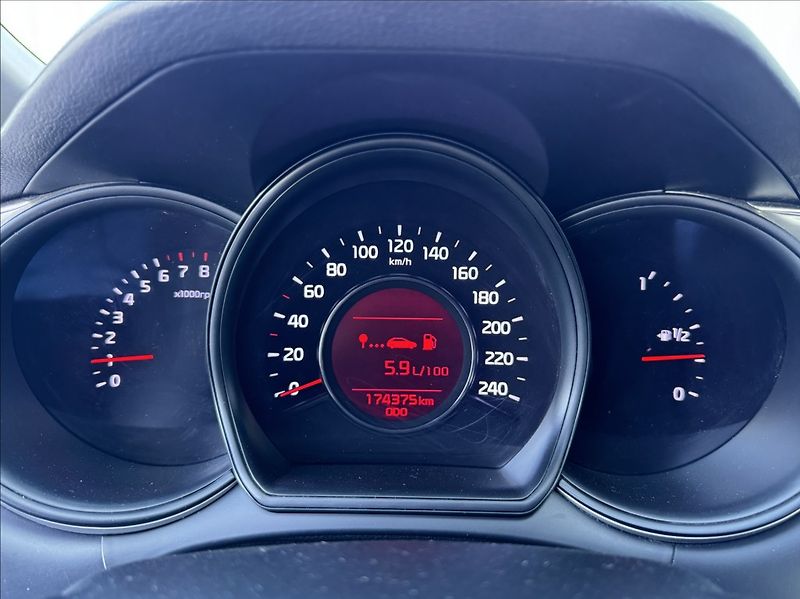 Kia Ceed 1,4 i 73kW 2.maj. původ ČR - fotka 31 z 50