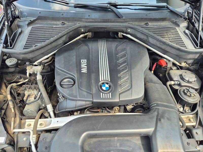 BMW X6 (2013) 3.0 D XDRIVE DPH 180 Kw - fotka 27 z 34