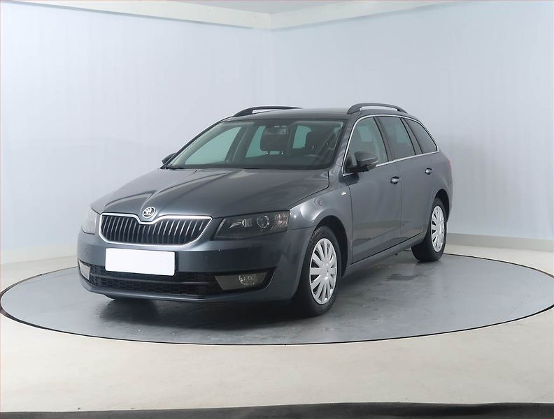 Škoda Octavia (2015) Edition 2.0 TDI, Automat, Navi - fotka 2 z 14