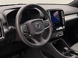 Volvo XC40 B3 CORE AUT CZ 1.maj. - náhled 19