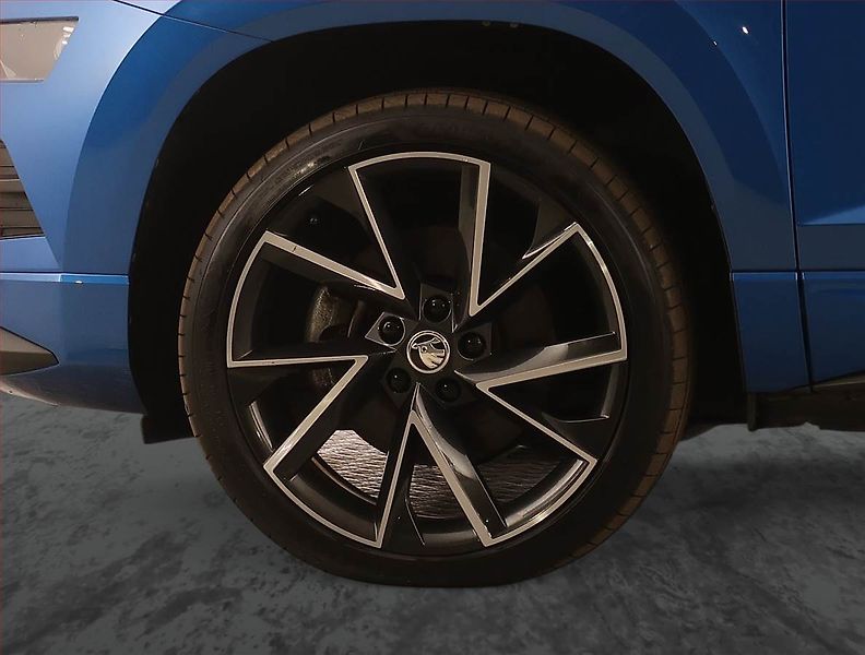 Škoda Karoq (2021) Sportline 1.5 TSI, digi klima - fotka 15 z 27