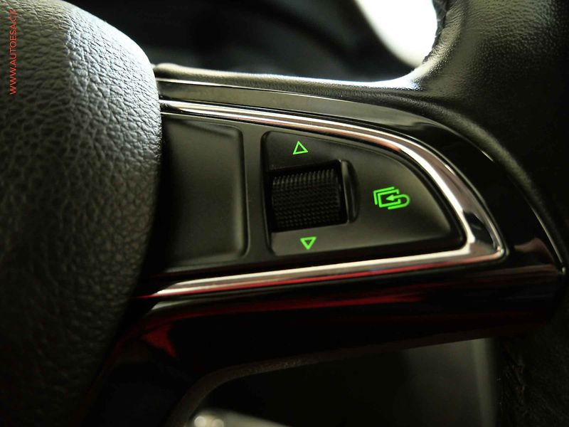 Škoda Octavia (2014) 1.4 TSi, AC, temp. - fotka 16 z 23