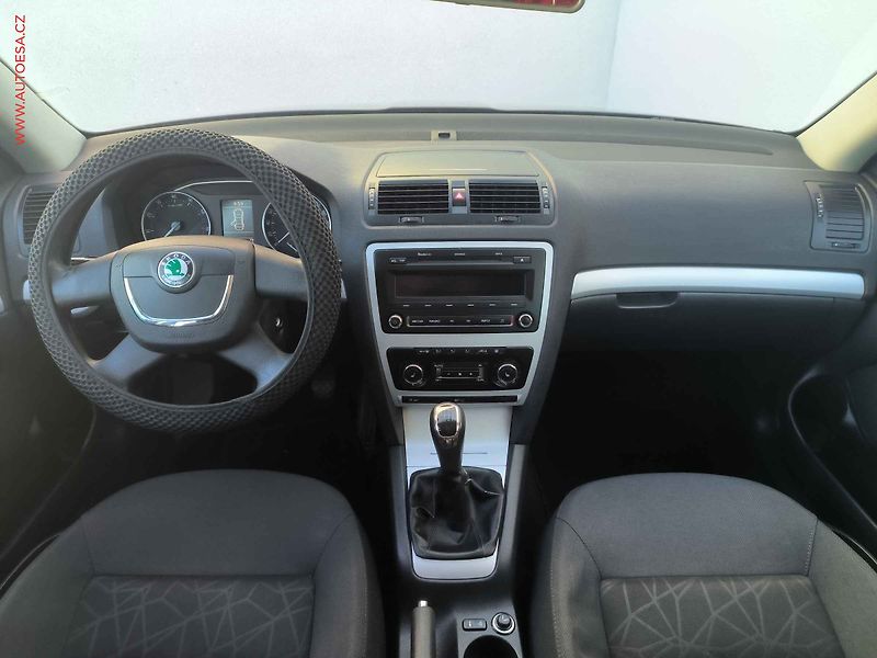 Škoda Octavia (2011) 1.4TSi, STK4/28 - fotka 8 z 15