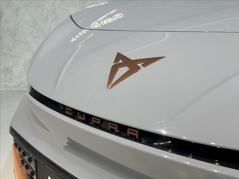 Cupra Born 150kW LED Tepelko Kessy - fotka 8 z 50