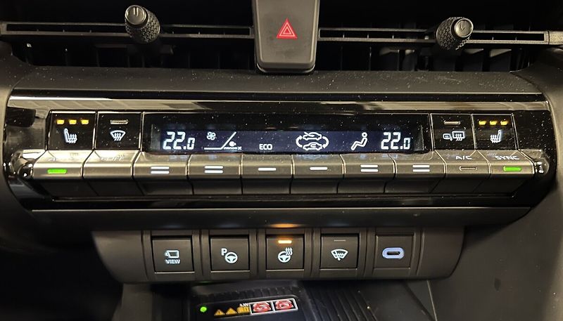 Toyota C-HR HYBRID AT AWD GR SPORT PREMIER - fotka 9 z 19